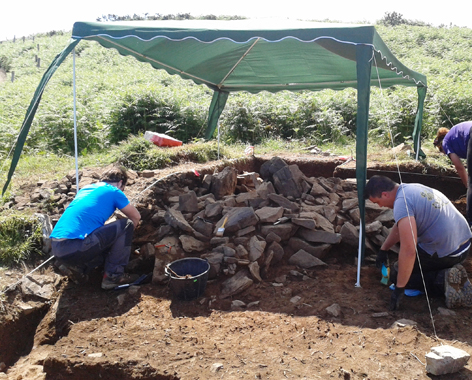 Excavaciones en L´Españal donde se descubrió el túmulo