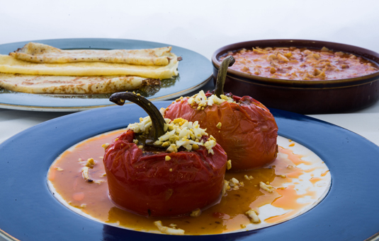 Plato de pimientos durante las Jornadas Gastronómicas de San Martín del Rey Aurelio