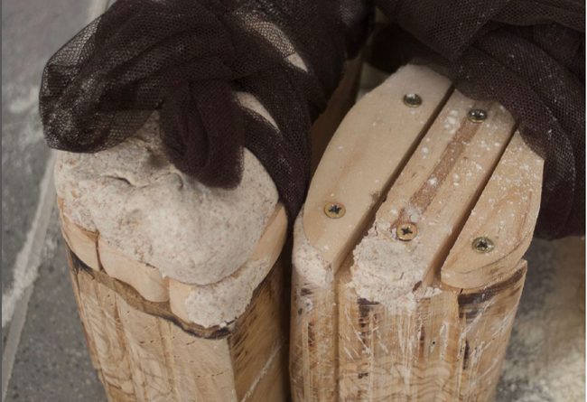 Lola Carbonell. Art Nallon