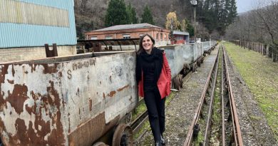“Colocaría una luz de neón en las barriadas mineras, para recuperar la vida en comunidad y el vecindario solidario”