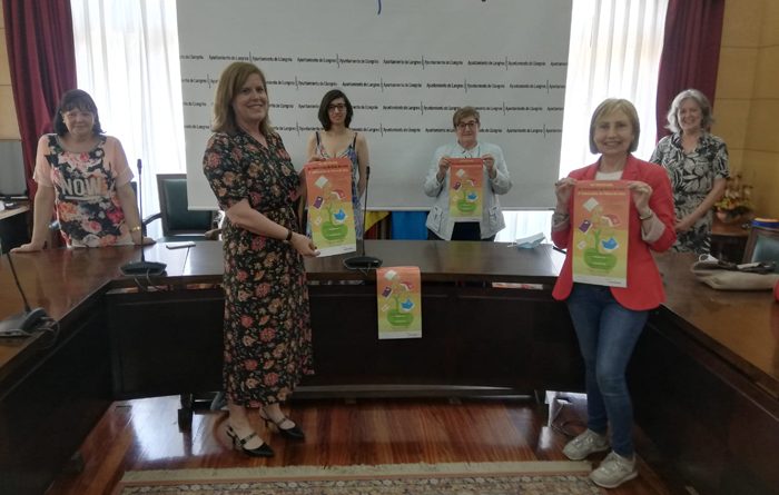 Presentación del programa de intercambio de libros de texto impulsado por el Colectivo Les Filanderes.
