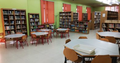 Biblioteca Escuelas Dorado de Sama.