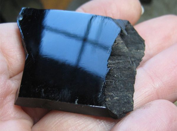 Exposición azabache en el Pozo Soton